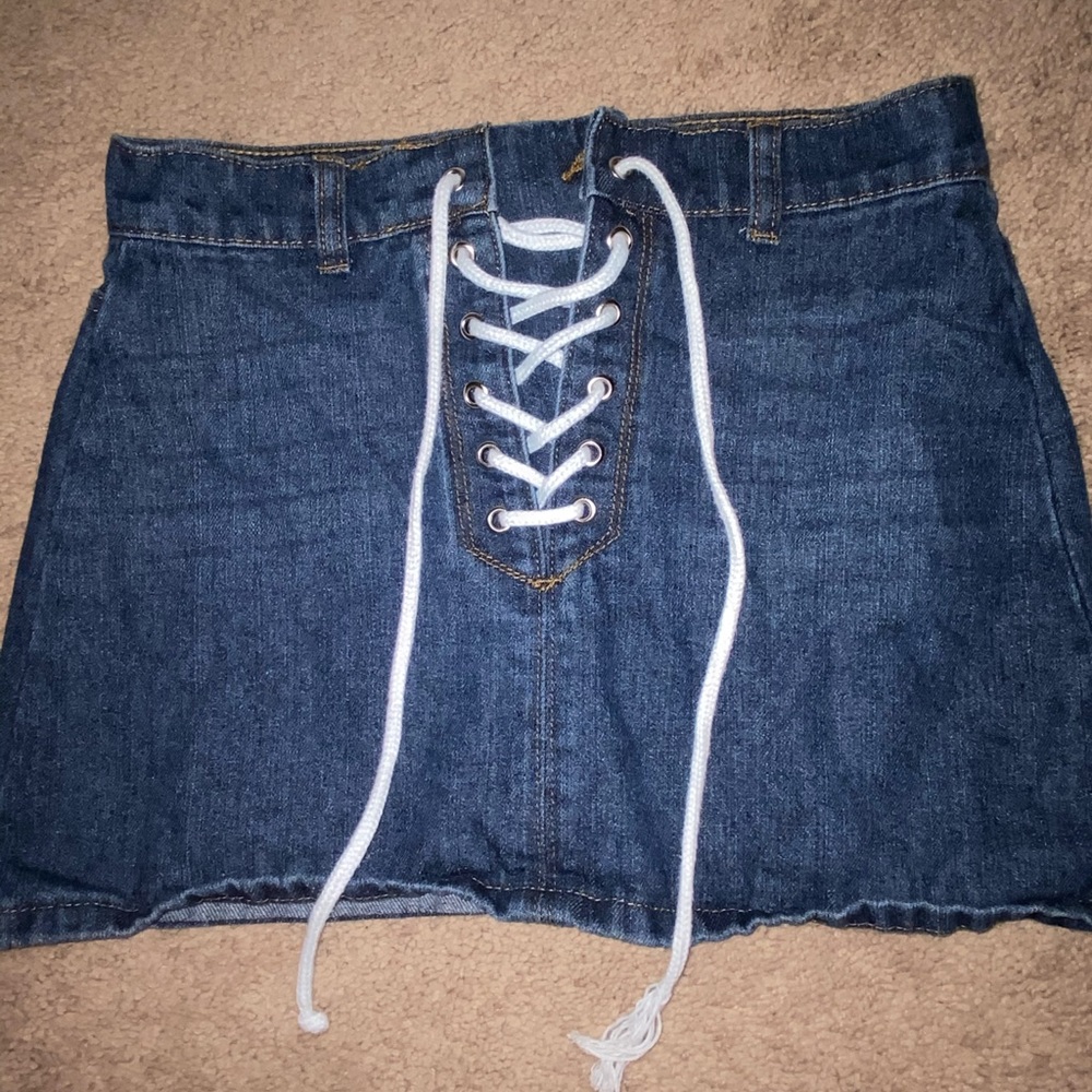 Forever 21 tieable denim skirt